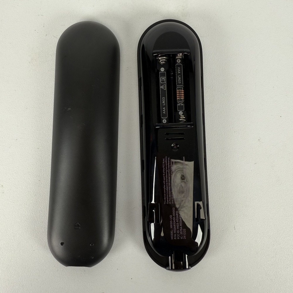 Xumo Xfinity Comcast XR100 Streaming Smart Receiver Device Remote Voice Control - Picture 3 of 4